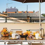 Lägenhetshotell Lagrange Les Patios Eugenie
