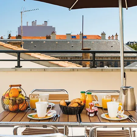 Апарт-отель Lagrange Les Patios Eugenie