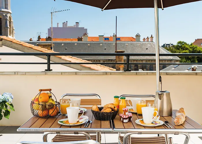 Aparthotel Lagrange Les Patios Eugénie