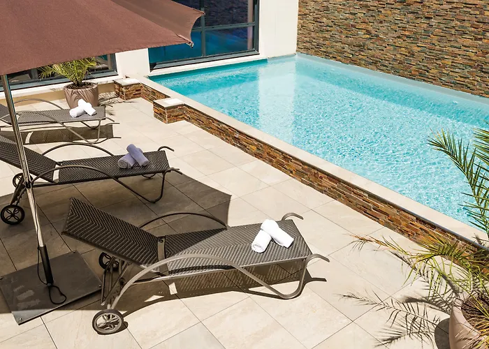 Lagrange Les Patios Eugénie Aparthotel 4*