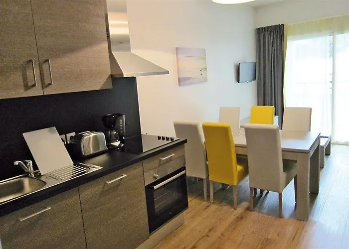 Lagrange Les Patios Eugénie 4* Biarritz