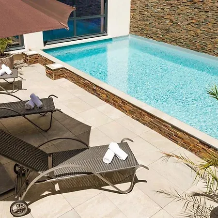 Lagrange Les Patios Eugenie מלון דירות 4*