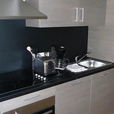 Lagrange Les Patios Eugenie Апарт-отель Биарриц