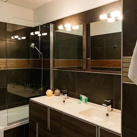 Lagrange Les Patios Eugenie 4*