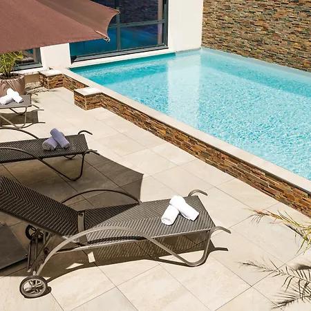 Lagrange Les Patios Eugenie アパートホテル 4*