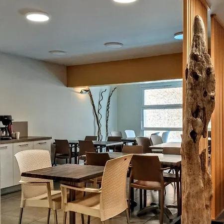 Aparthotel Lagrange Les Patios Eugenie