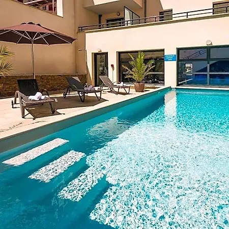 Lagrange Les Patios Eugénie 4*