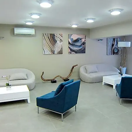 Lagrange Les Patios Eugénie 4* Biarritz