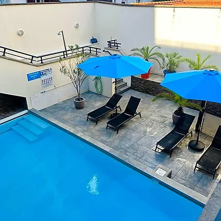 Lagrange Les Patios Eugénie 4*
