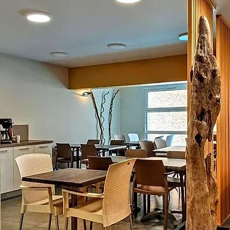 Hotel apartamentowy Lagrange Les Patios Eugenie 4*