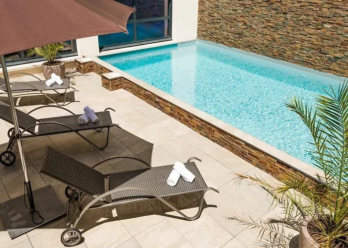 Lagrange Les Patios Eugénie Appart hôtel 4*