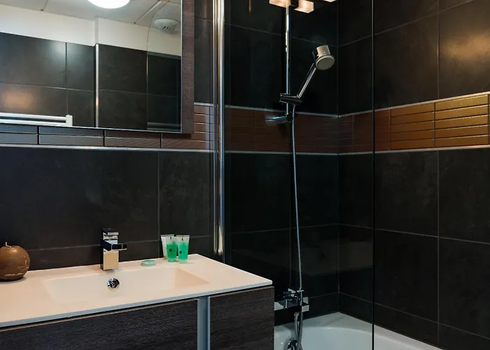 Lagrange Les Patios Eugenie 4*