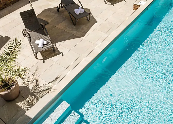 Aparthotel Lagrange Les Patios Eugenie Biarritz