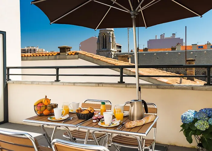 Lagrange Les Patios Eugenie 4*