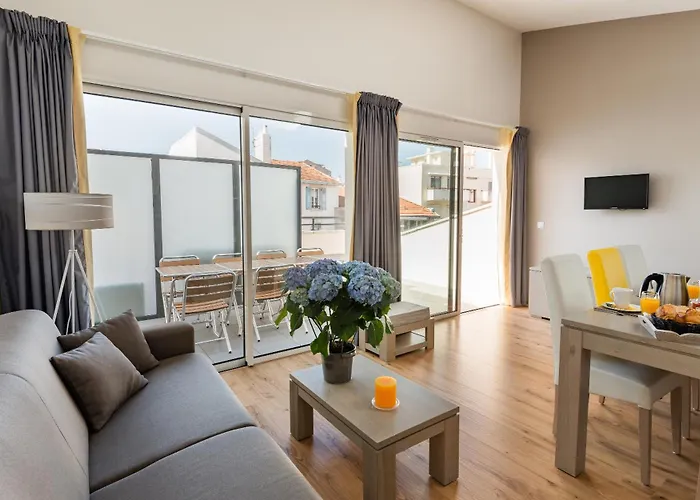 Appart hôtel Lagrange Les Patios Eugénie 4*